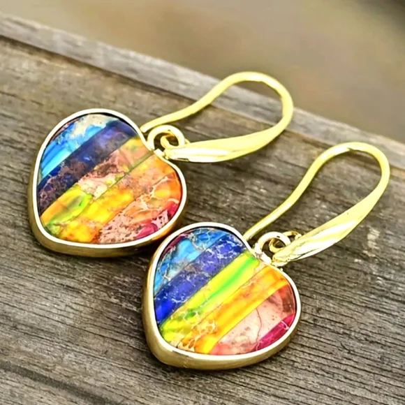 🌈PRIDE 2024🌈HEART Shaped Rainbow Dangle earrings made of natural stone - Picture 3 of 4